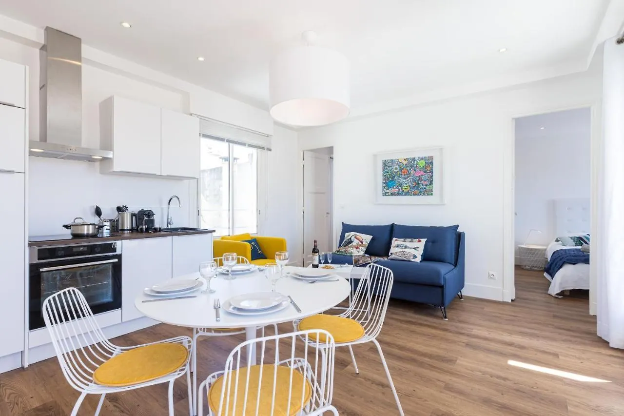 Spitalieri- Sunny Terrace With View -New Apartment 0*, Nizza