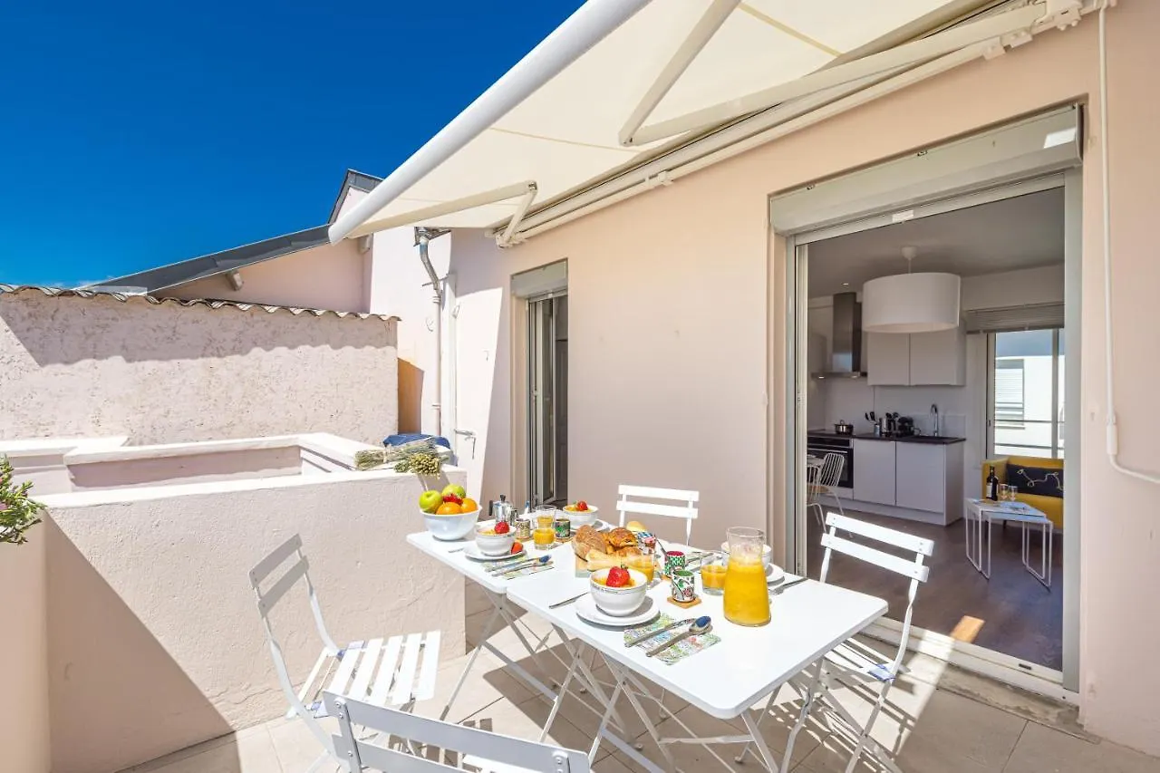 Spitalieri- Sunny Terrace With View -New Apartment  Nizza