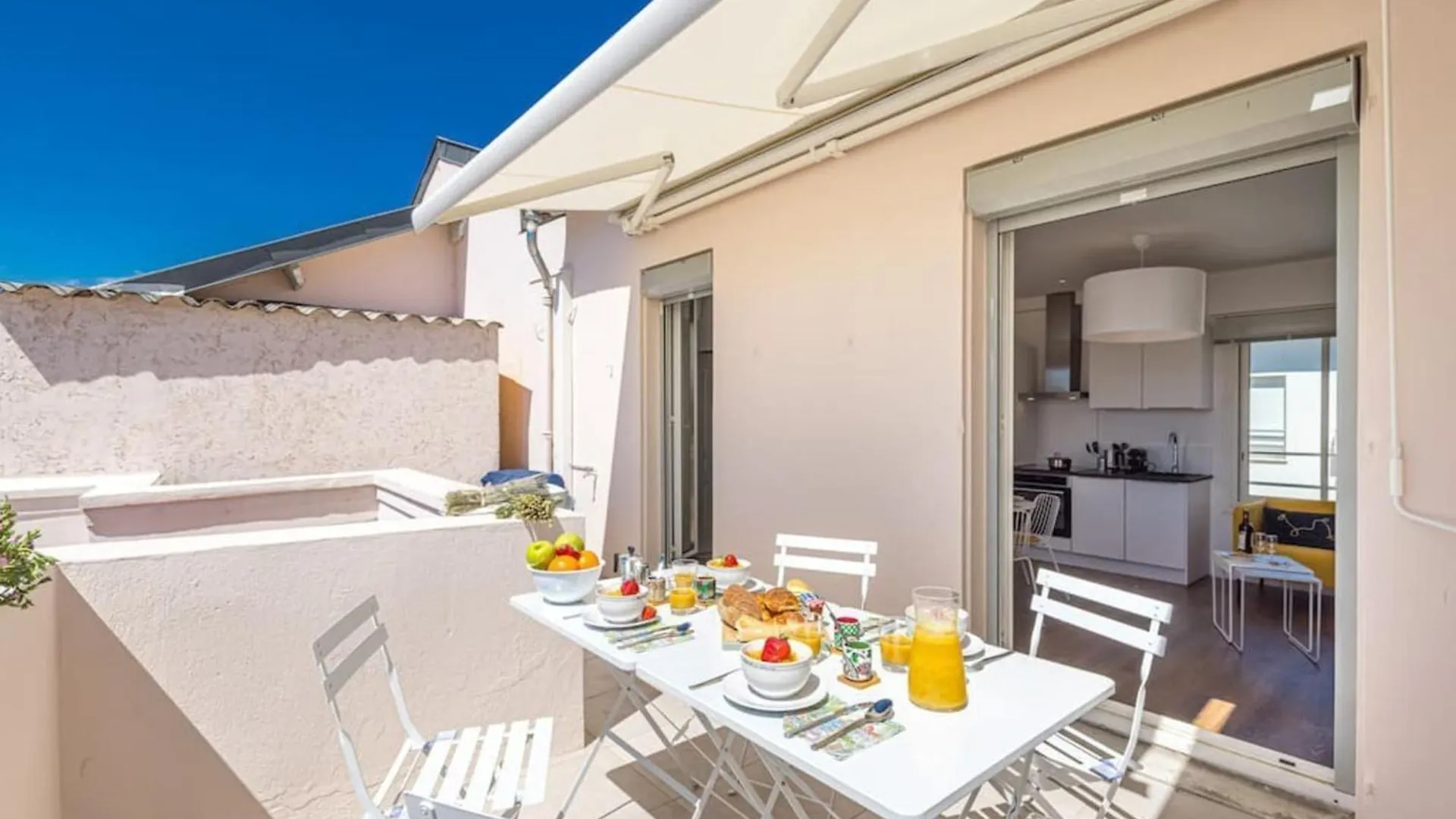 Spitalieri- Sunny Terrace With View -New Apartment Frankreich