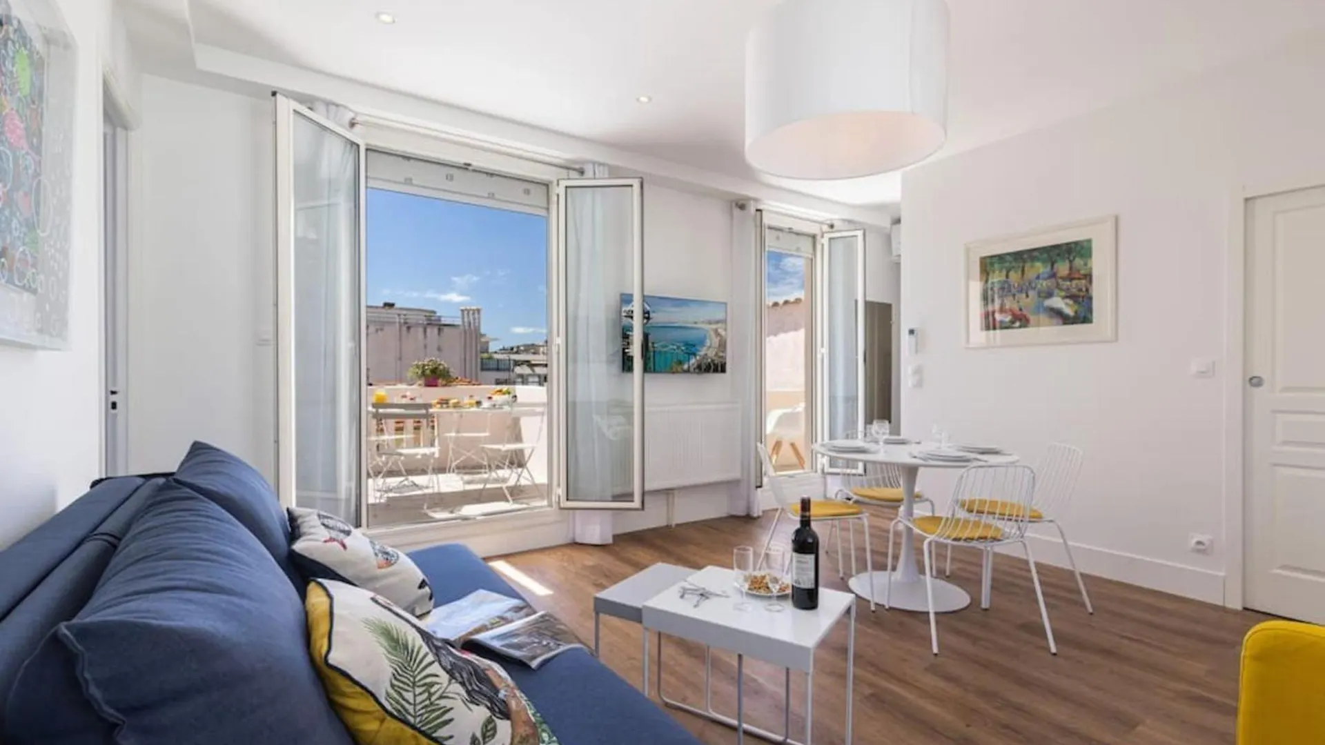 Spitalieri- Sunny Terrace With View -New Apartment 0*, Nizza